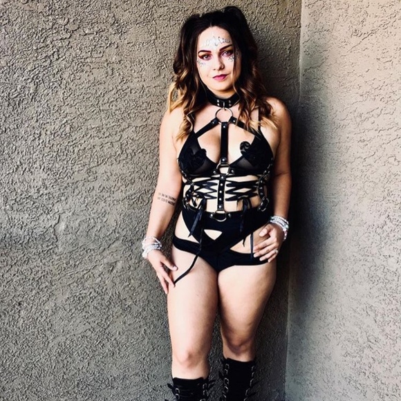 BESTSELLER🌟Clash N Trash Harness Top - Picture 7 of 8